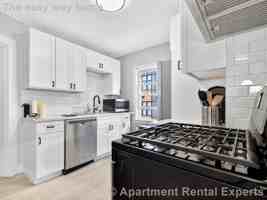 featured image of 256 Main St #2