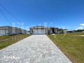 402 Sw 31st Ave - Photo 1 of 1