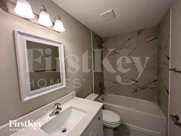 402 Sw 31st Ave - Photo 6 of 10