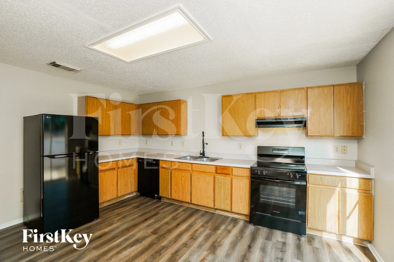 6106 Encanto Point Dr - Photo 6 of 19
