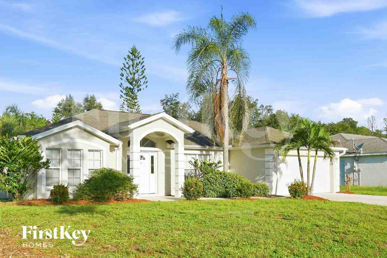2275 Vedado St - Photo 2 of 17