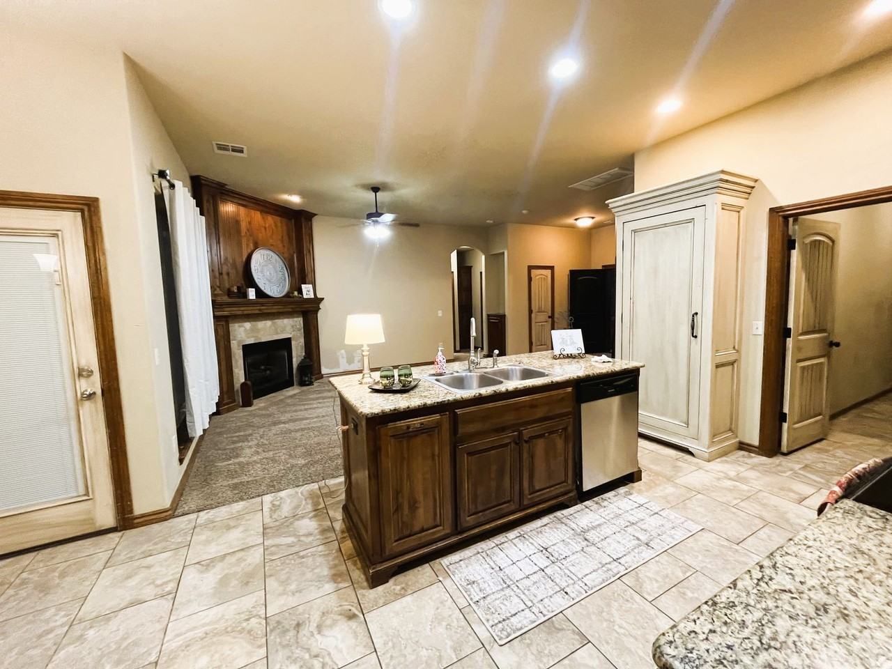 14812 Brent Cir - Photo 6 of 36