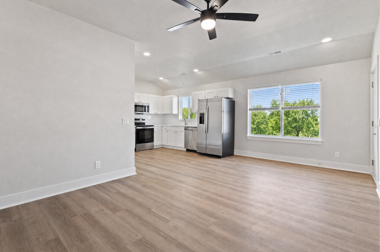 Bradford Trail Apartments - Photo 4 of 20