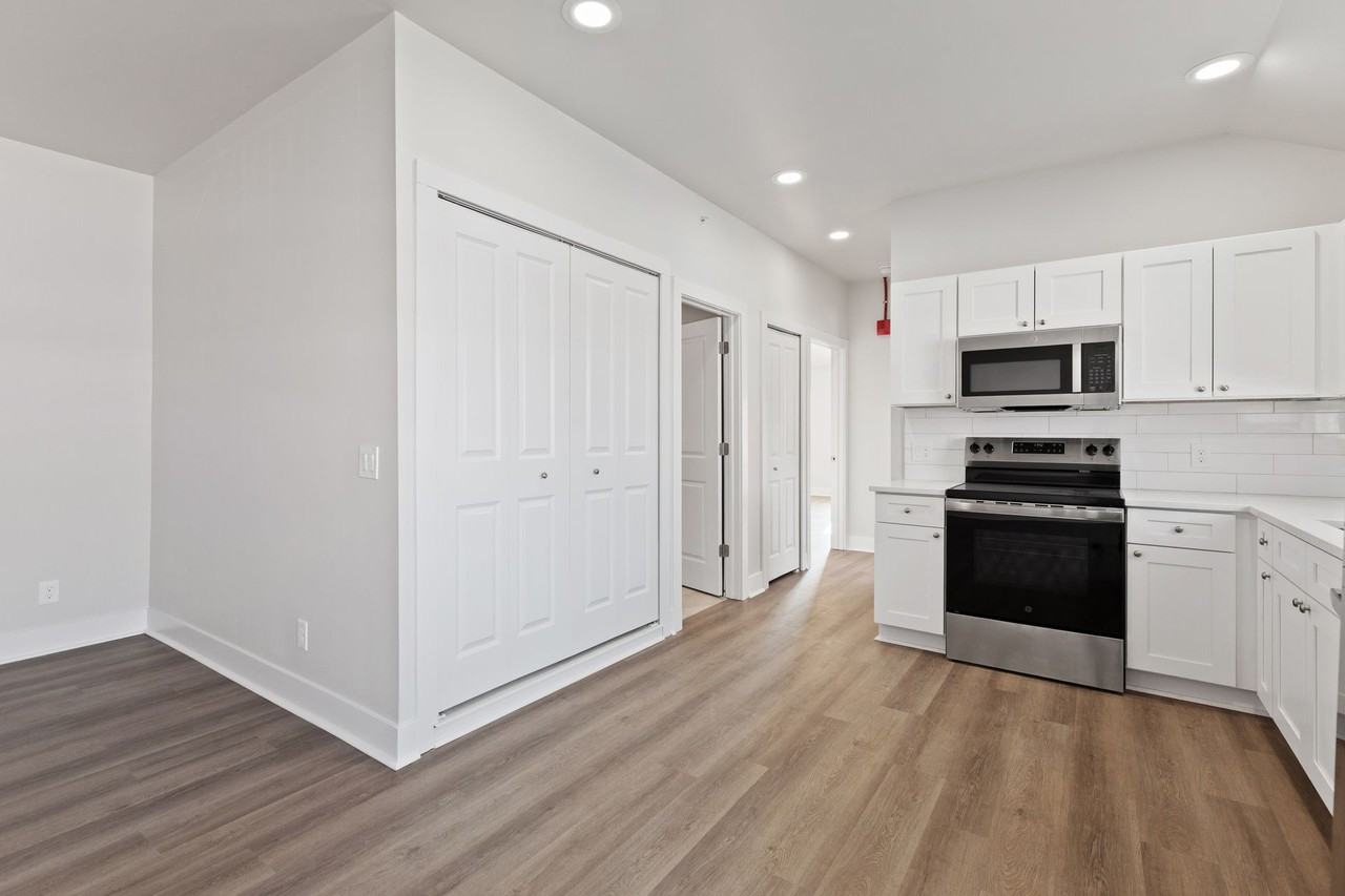 Bradford Trail Apartments - Photo 6 of 20