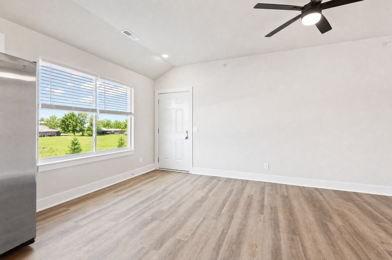 Bradford Trail Apartments - Photo 7 of 20