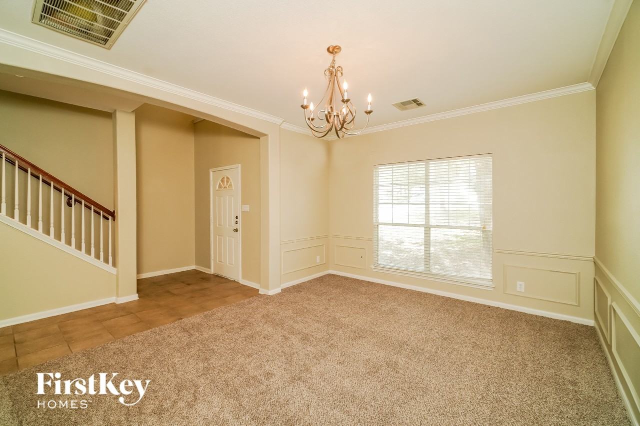 502 Cattle Ranch Dr - Photo 5 of 15