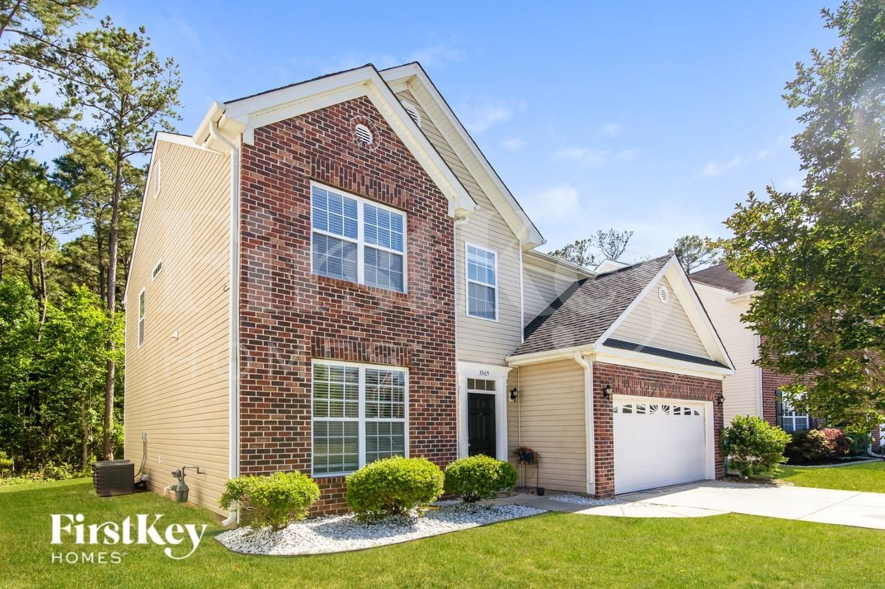 3365 Kirkwall Dr - Photo 2 of 15