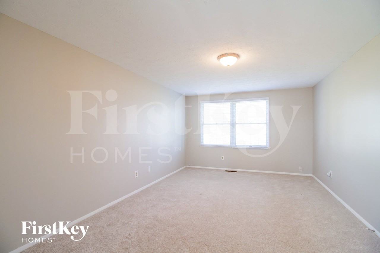 4646 Blackberry Ct - Photo 7 of 15