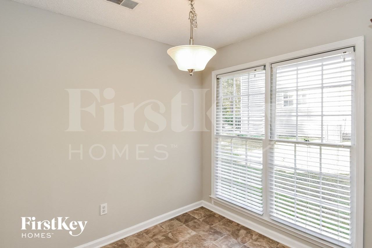 5346 Muirwood Pl - Photo 6 of 15