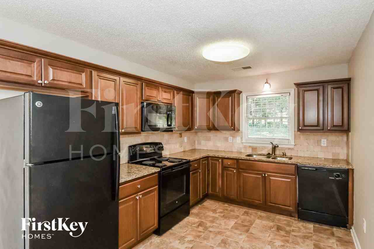 5346 Muirwood Pl - Photo 7 of 15