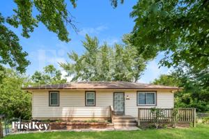 featured image of 7616 E 51st Ter