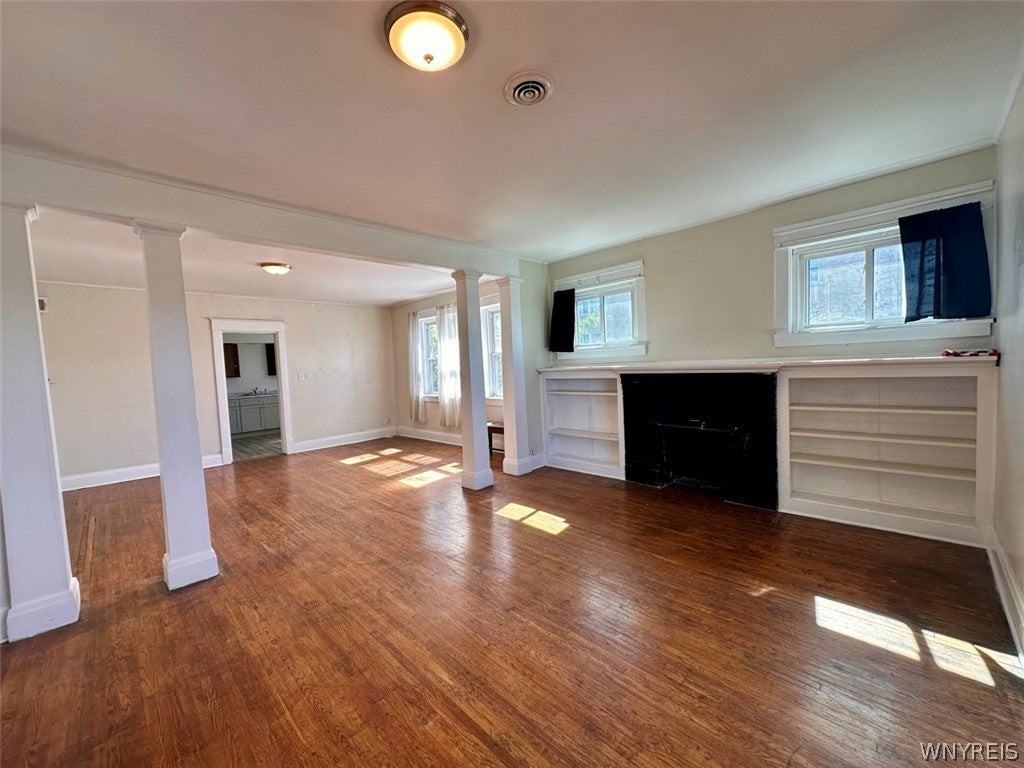 2265 Delaware Ave - Photo 3 of 20