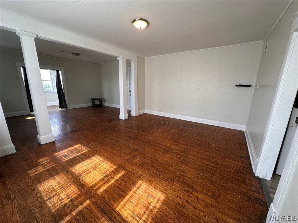 2265 Delaware Ave - Photo 6 of 20