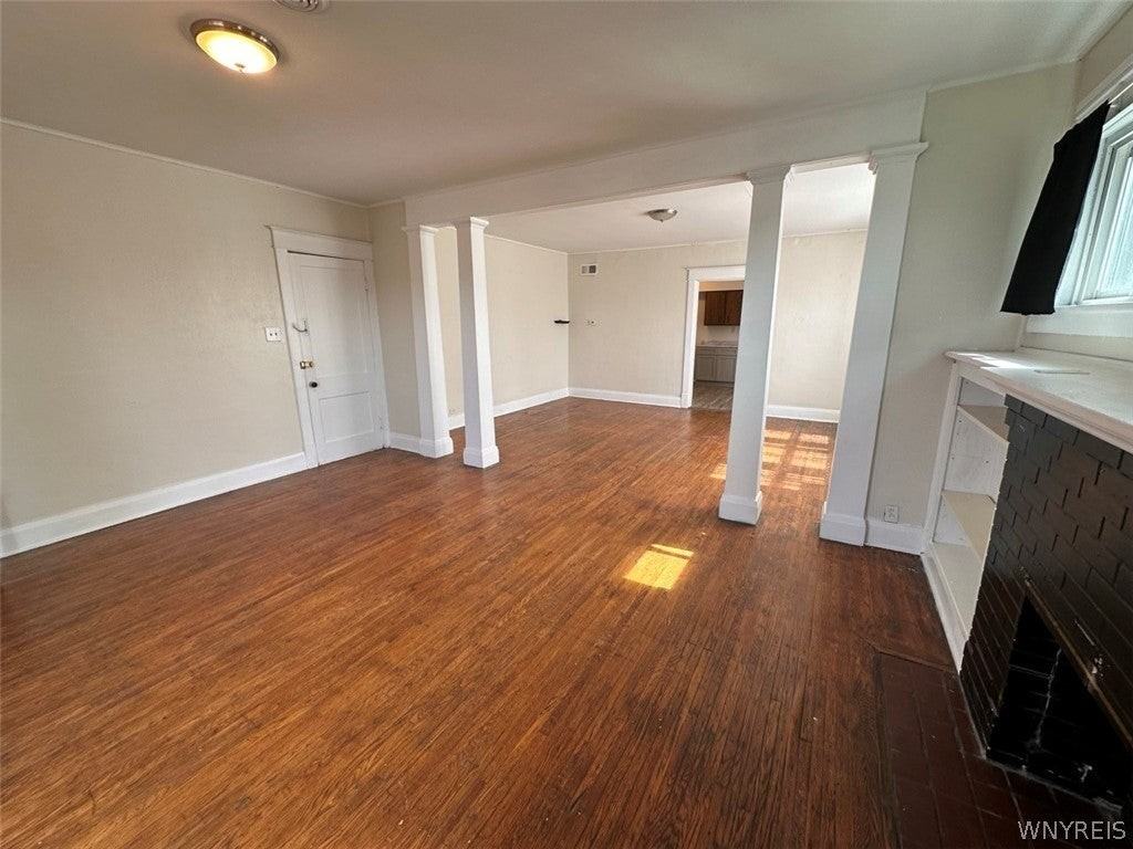 2265 Delaware Ave - Photo 7 of 20