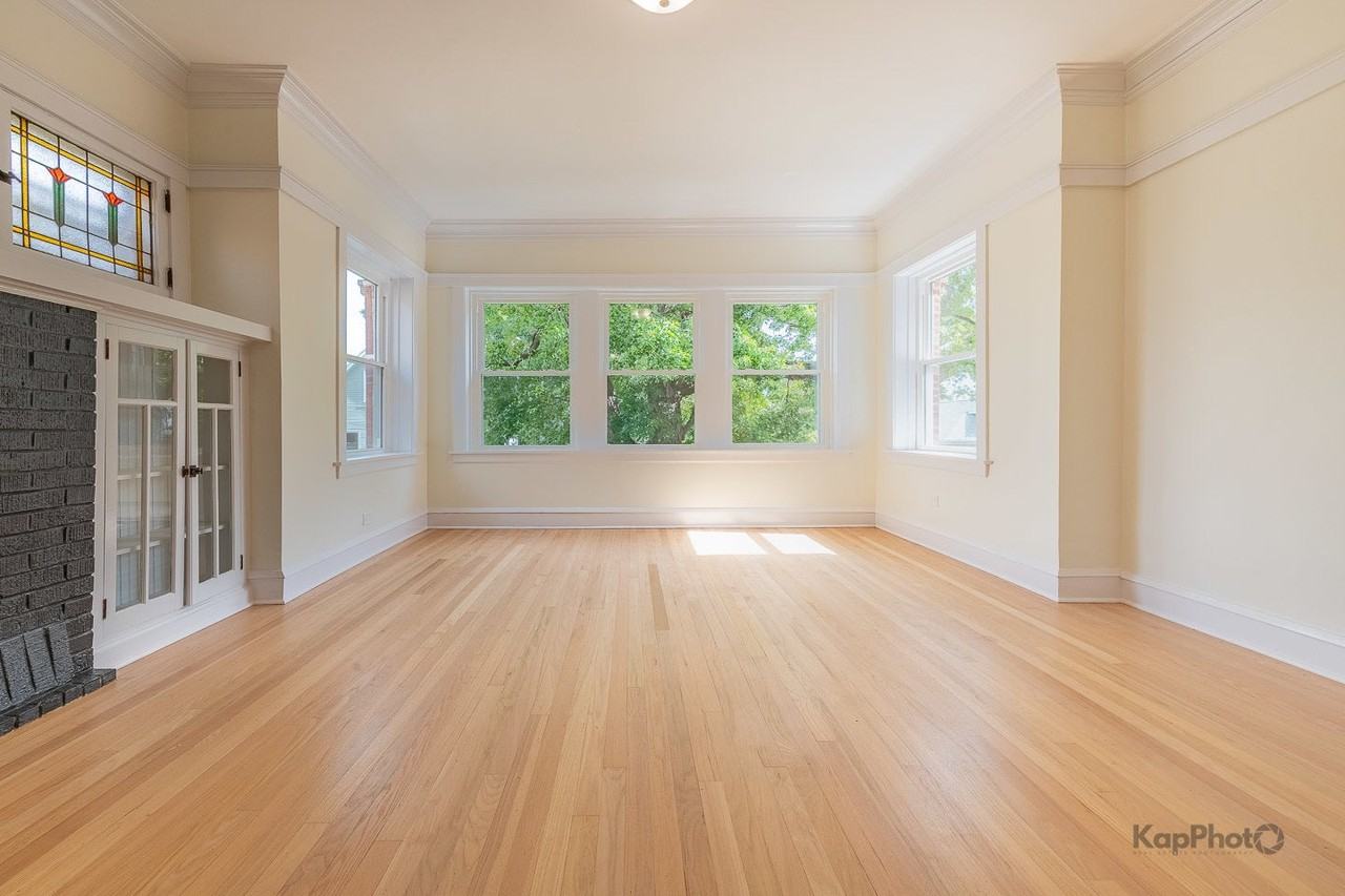 3818 N Kimball Ave - Photo 4 of 26