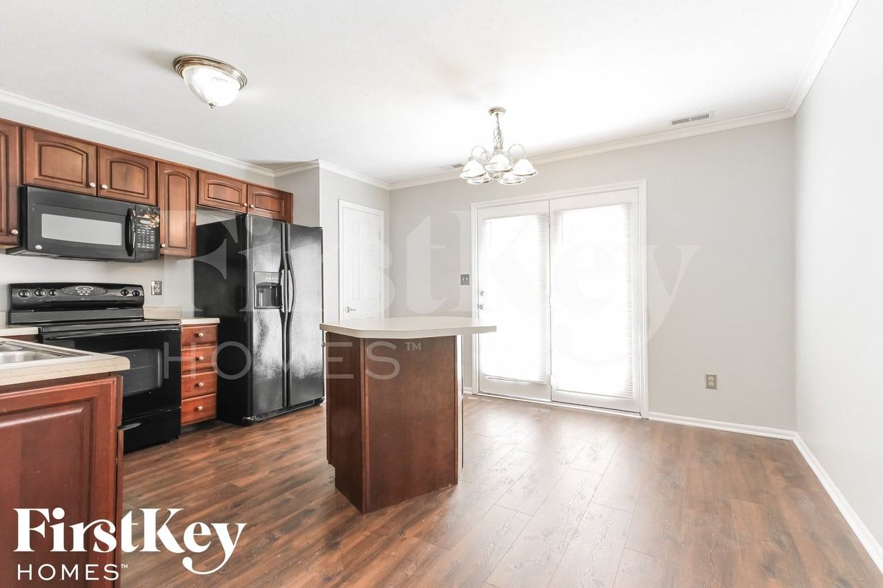 4915 Aquaduct Dr - Photo 4 of 15