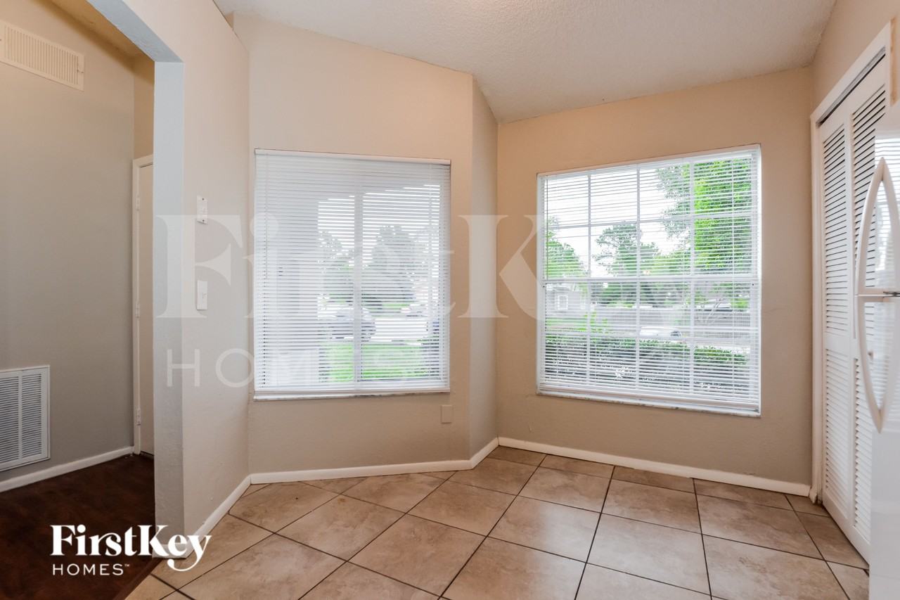 3428 Westland Dr - Photo 5 of 17