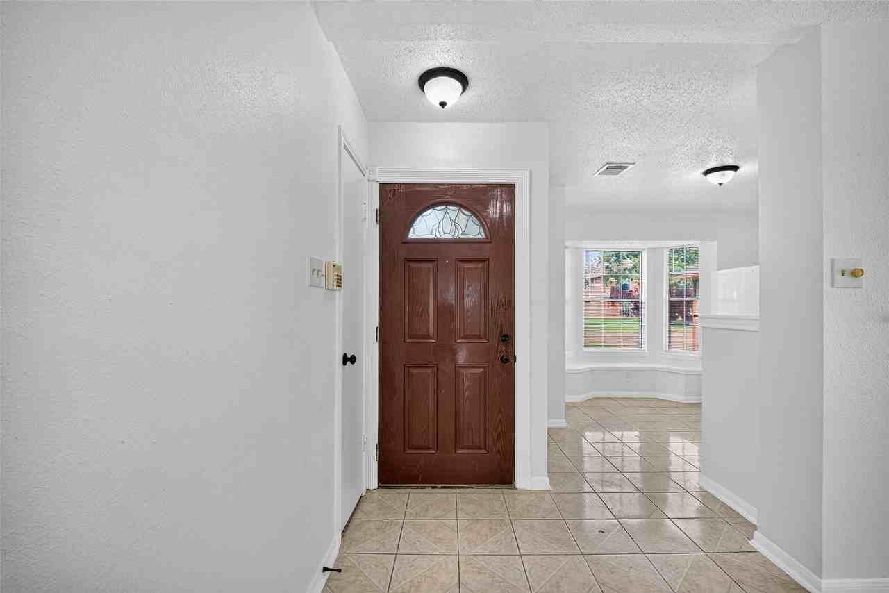 1126 Holbech Ln - Photo 5 of 28