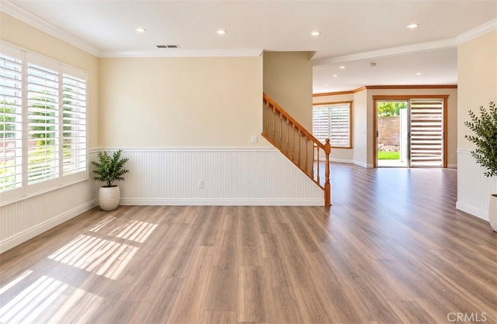 35 Rhode Is - Photo 4 of 20