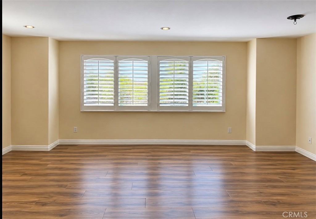 35 Rhode Is - Photo 7 of 20