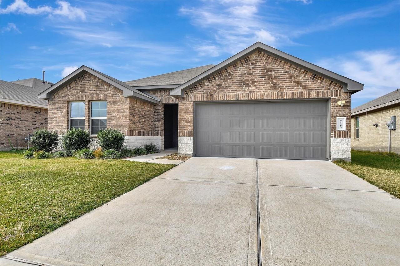 5123 Cortland Pine Trl - Photo 2 of 33