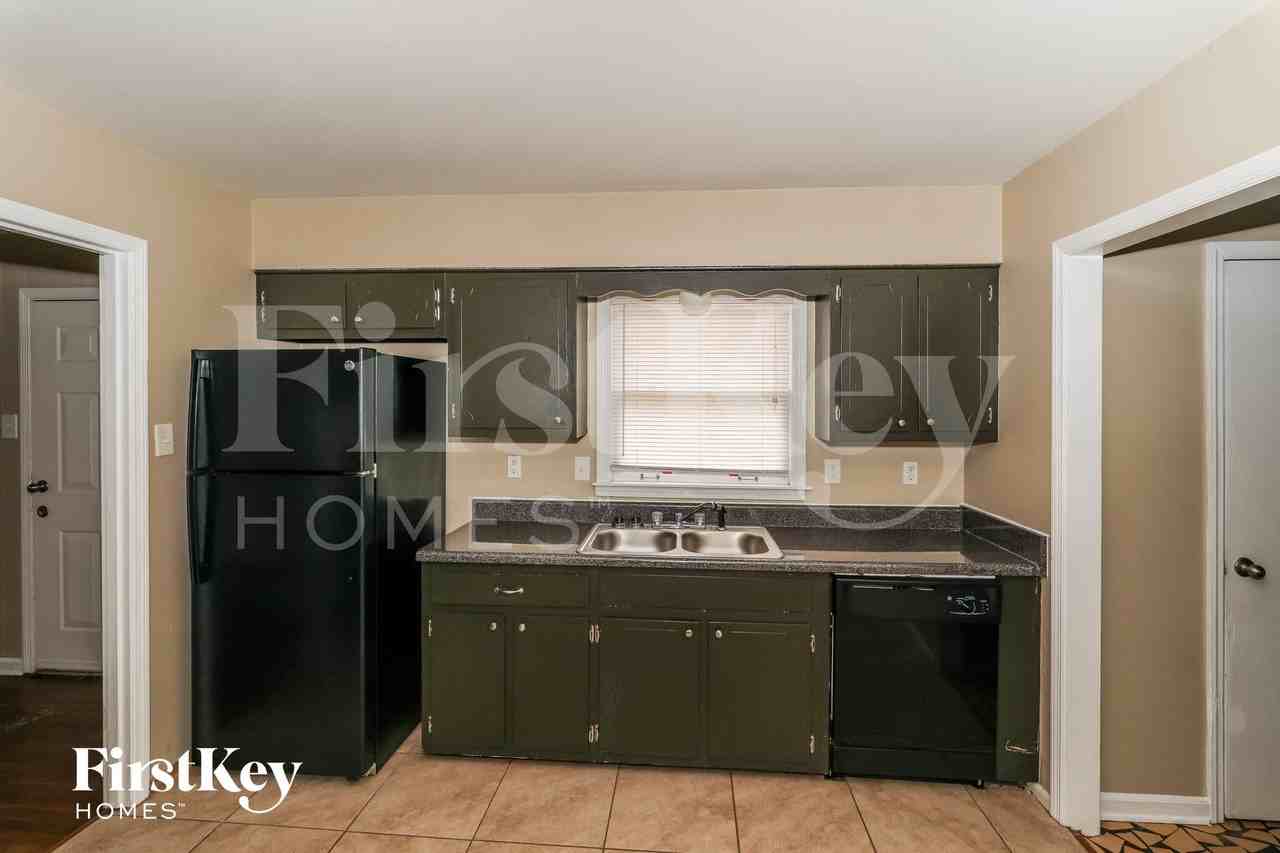 2915 Falkirk Rd - Photo 5 of 15