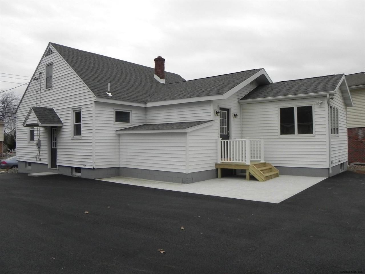 53 Tremont St - Photo 3 of 23