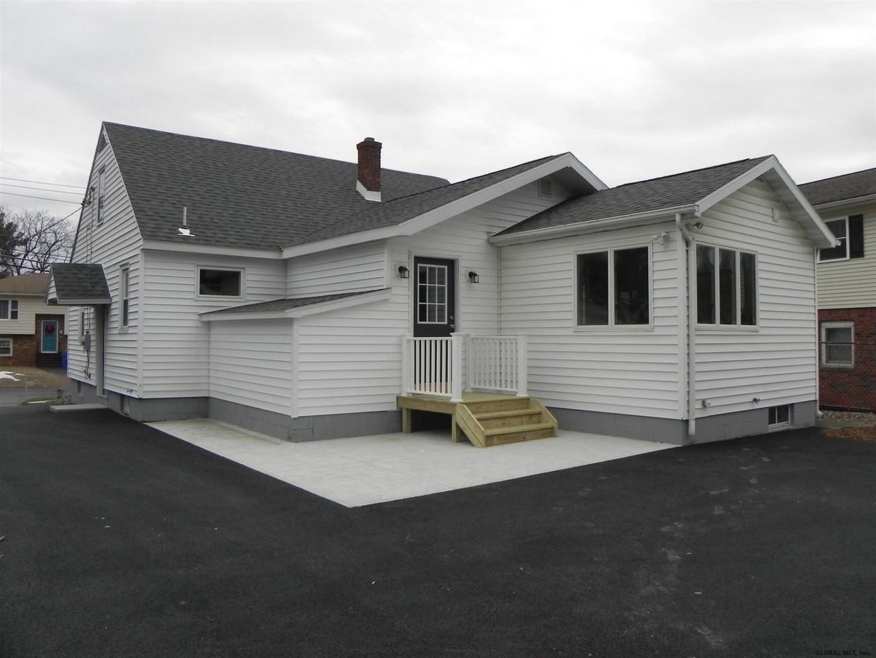 53 Tremont St - Photo 4 of 23
