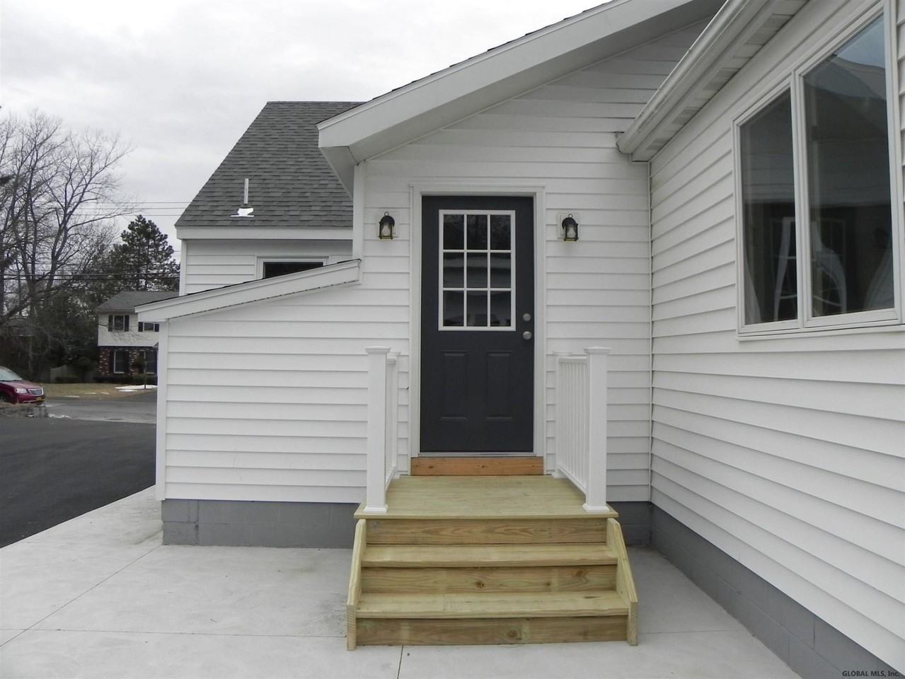 53 Tremont St - Photo 5 of 23