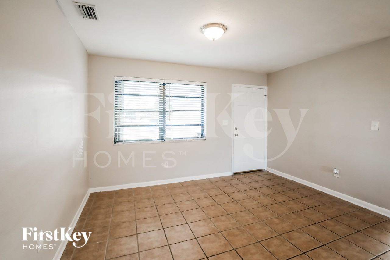 19115 Franjo Rd - Photo 2 of 16