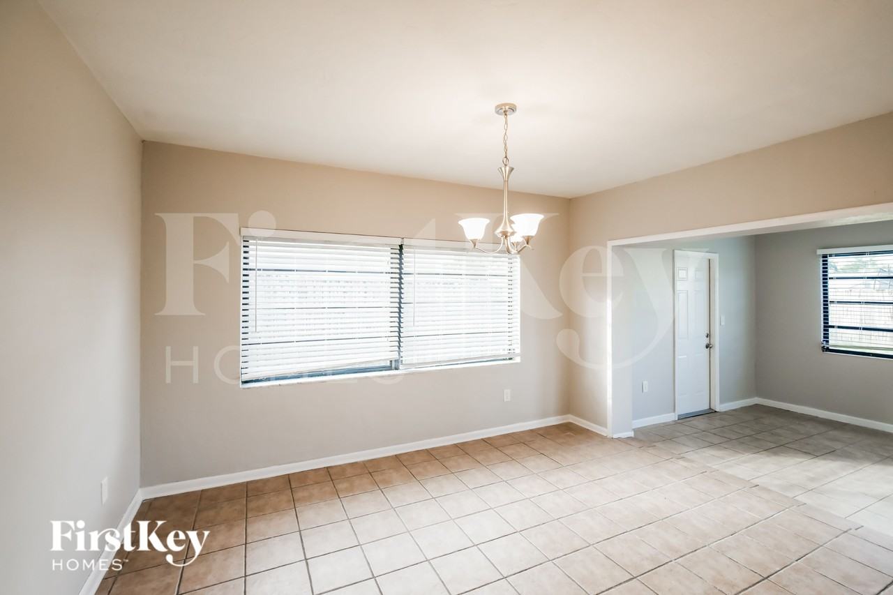 19115 Franjo Rd - Photo 4 of 16