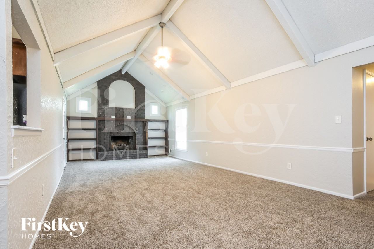 1408 Sw 14th St - Photo 2 of 16