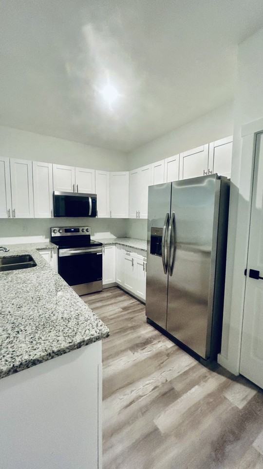 5205 26th St Sw - Photo 5 of 10