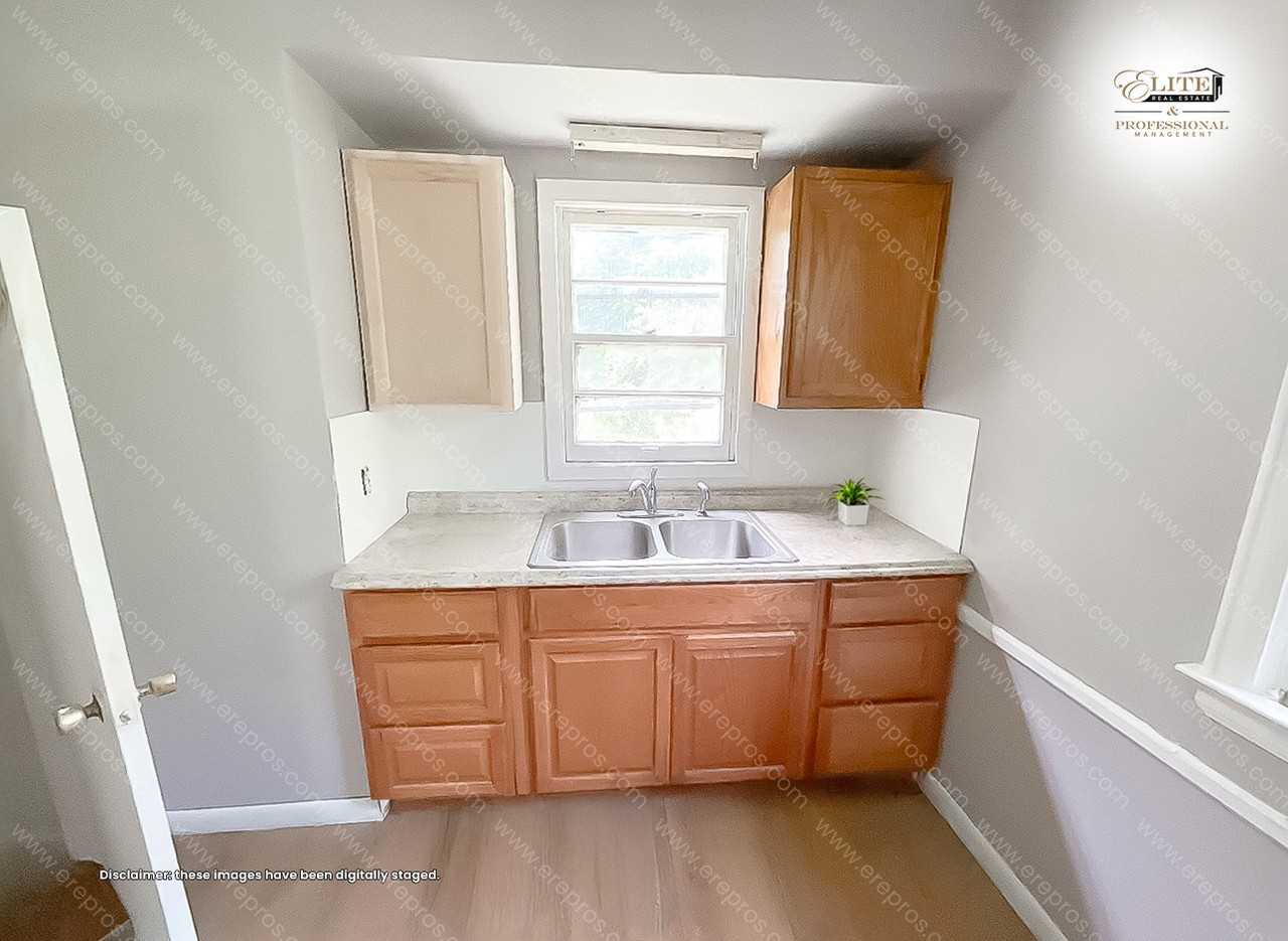 3513 Trumbull Ave - Photo 3 of 7