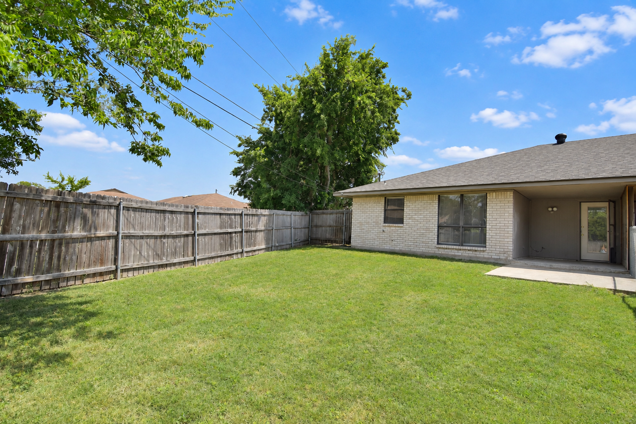 3909 Charolais Dr - Photo 6 of 6