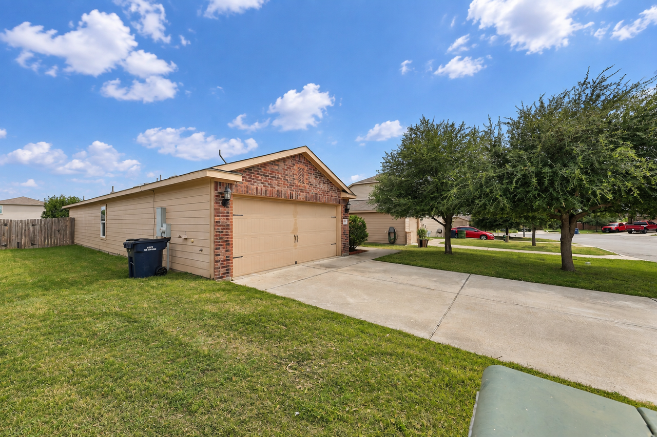108 Koontz Loop - Photo 2 of 21