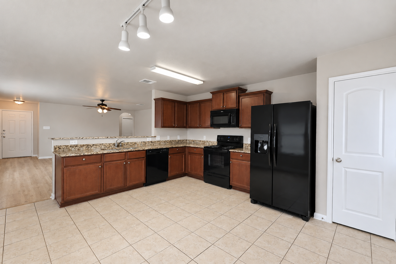 108 Koontz Loop - Photo 6 of 21