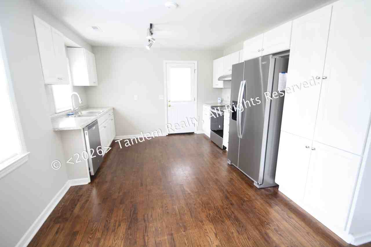 2514 Crossfield Dr - Photo 5 of 15