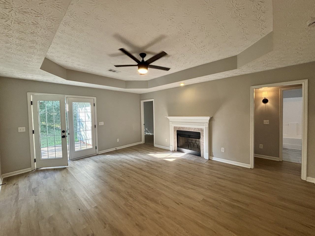 7001 Hunter Hill Ct - Photo 2 of 18