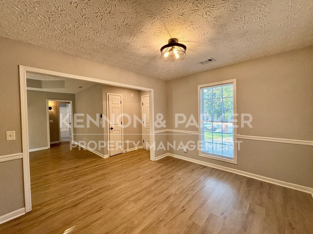 7001 Hunter Hill Ct - Photo 3 of 18