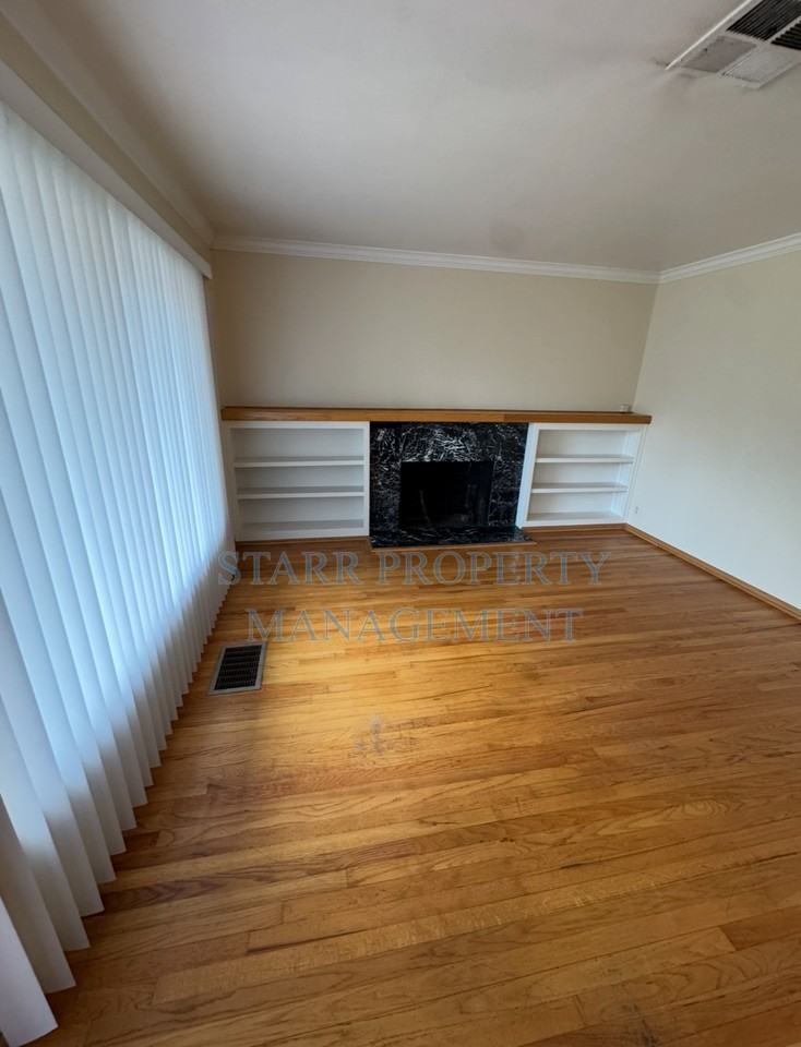 141 W Mckenzie Ave - Photo 2 of 18