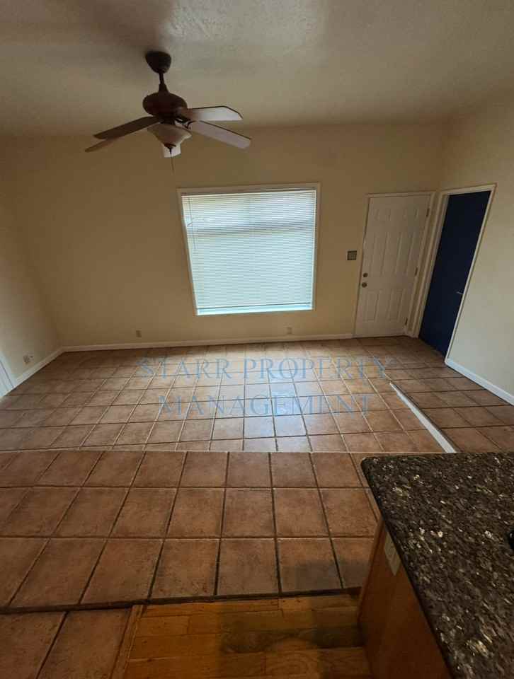 141 W Mckenzie Ave - Photo 3 of 18