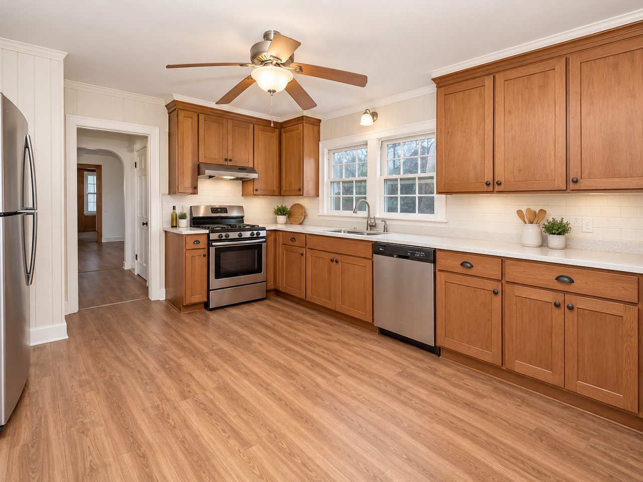 231 Bolton St - Photo 3 of 10