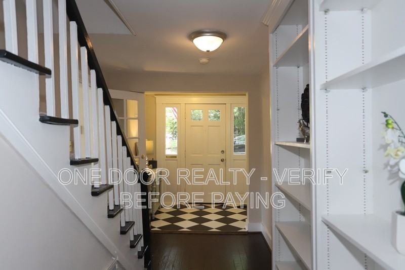 119 Griffin Ave - Photo 4 of 40