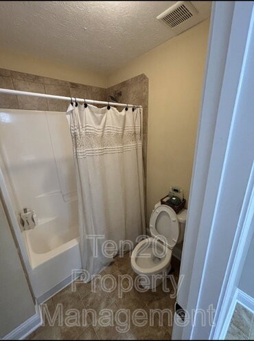 9420 Yarbrough Rd - Photo 5 of 18