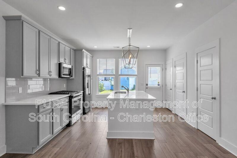 507 Sound Dr - Photo 4 of 19