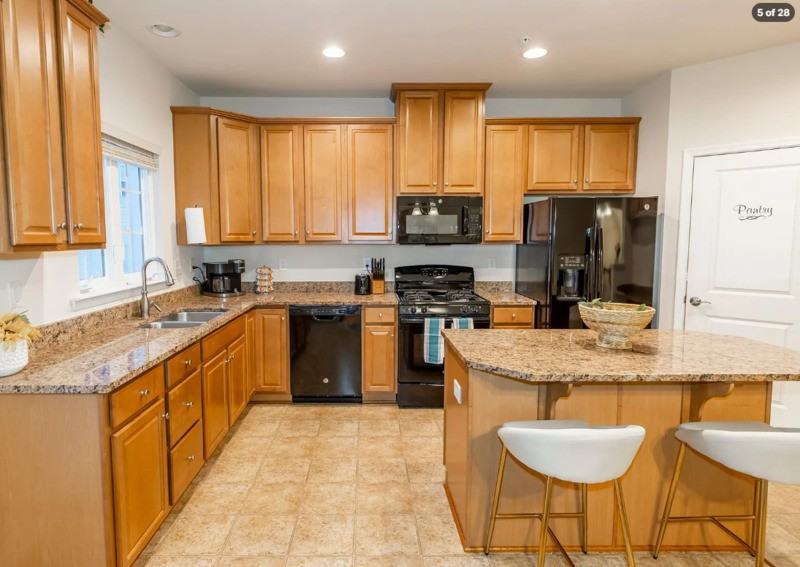 3809 Pumpkin Seed Ln - Photo 5 of 28