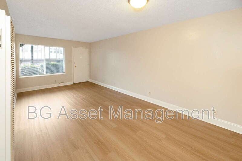 1600 Tyler St #C - Photo 4 of 21