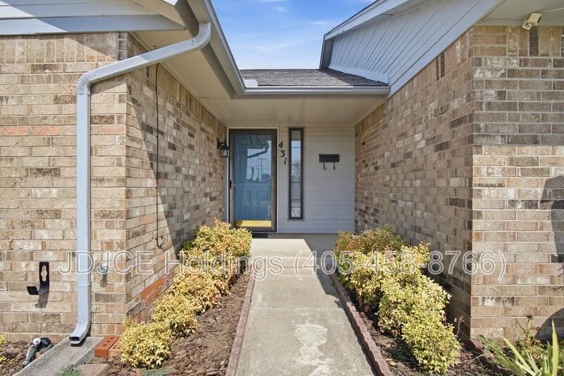 431 W Curtis Dr - Photo 4 of 25