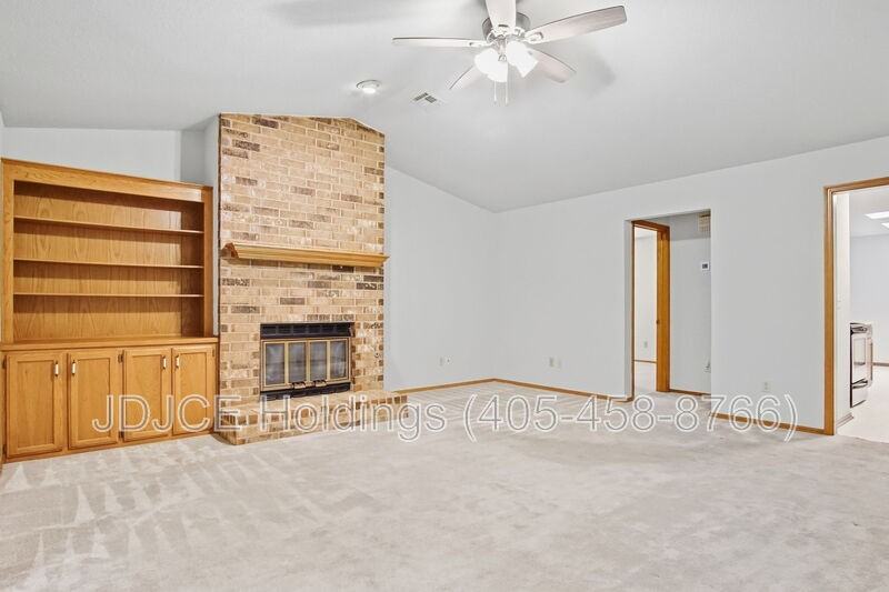 431 W Curtis Dr - Photo 6 of 25